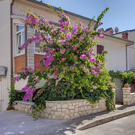 Apartments Suzana Mali Lošinj Εξωτερικό φωτογραφία